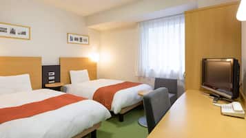 Ropa de cama de alta calidad, escritorio y cortinas blackout