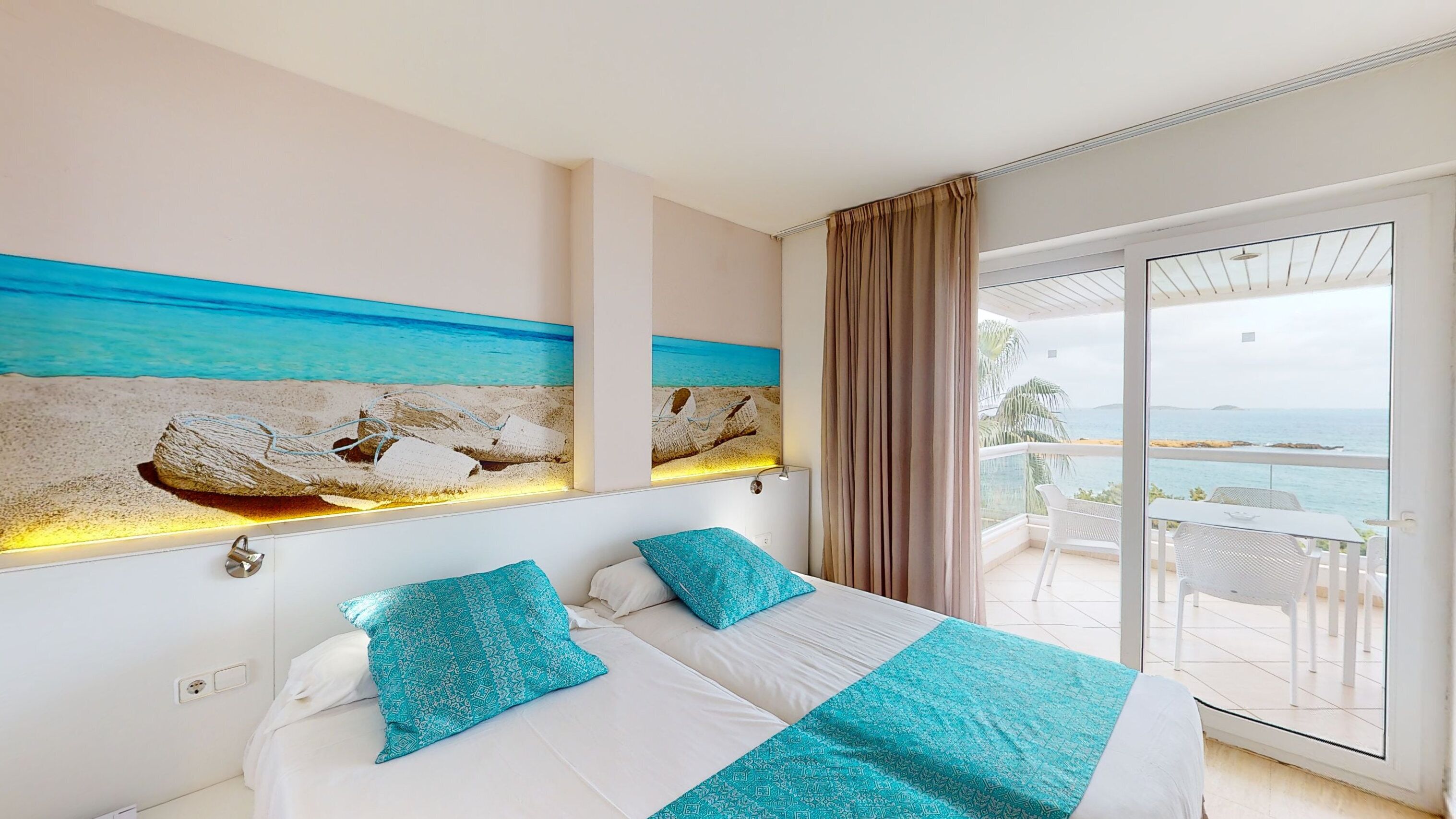 privilege suite front sea view | 1 bedroom, in-room safe, desk, blackout curtains
