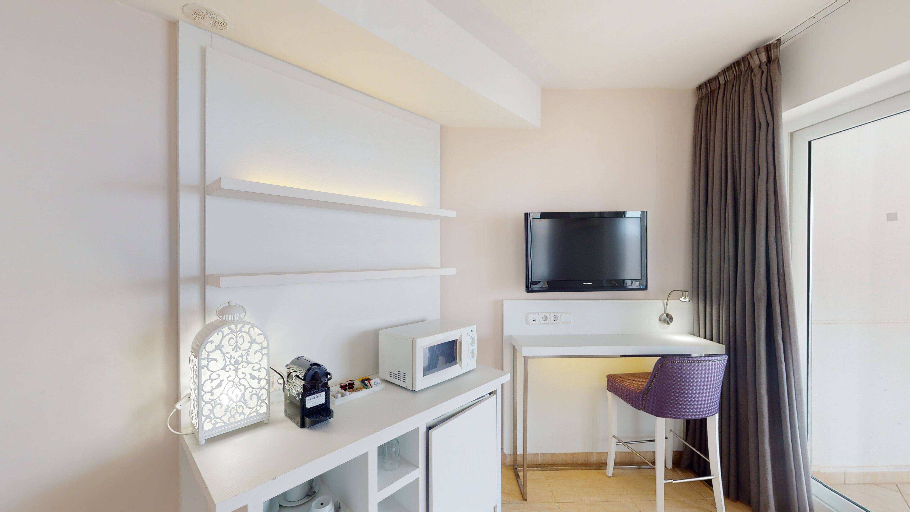 privilege suite front sea view | living area | flat-screen tv