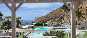 Canaima Apartments - Adults Only