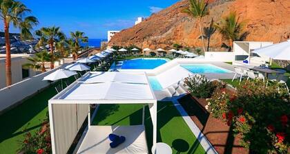 Canaima Apartments - Adults Only