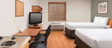 書桌、手提電腦工作空間、熨斗/熨衫板、免費 Wi-Fi