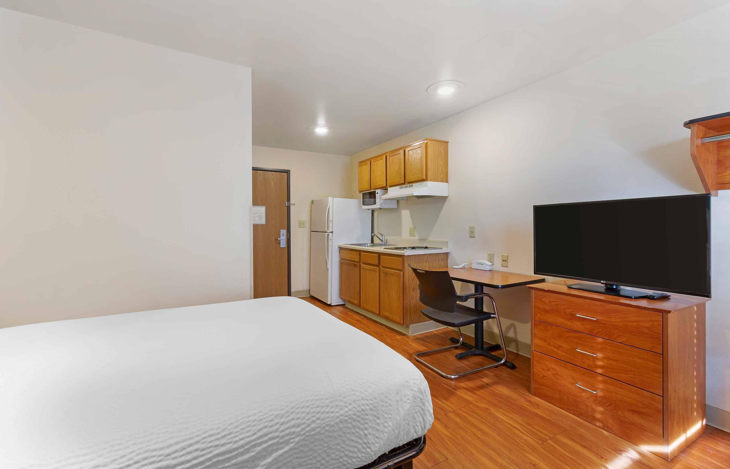 Photo - Extended Stay America Select Suites - Phoenix - West