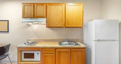 Extended Stay America Select Suites - Phoenix - West