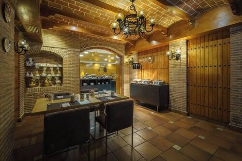 Colazione a buffet a pagamento, servita tutte le mattine