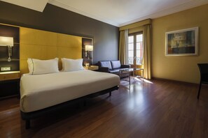 Superior Double or Twin Room | 1 bedroom, down comforters, minibar, in-room safe