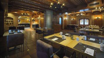 Daily buffet breakfast (EUR 14 per person)