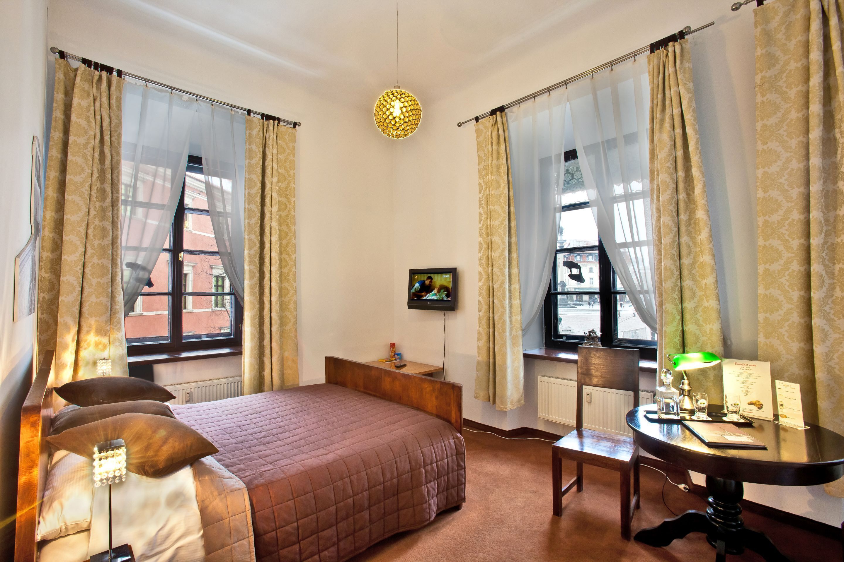 family room (with ac) | premium bedding, individually decorated, individually furnished