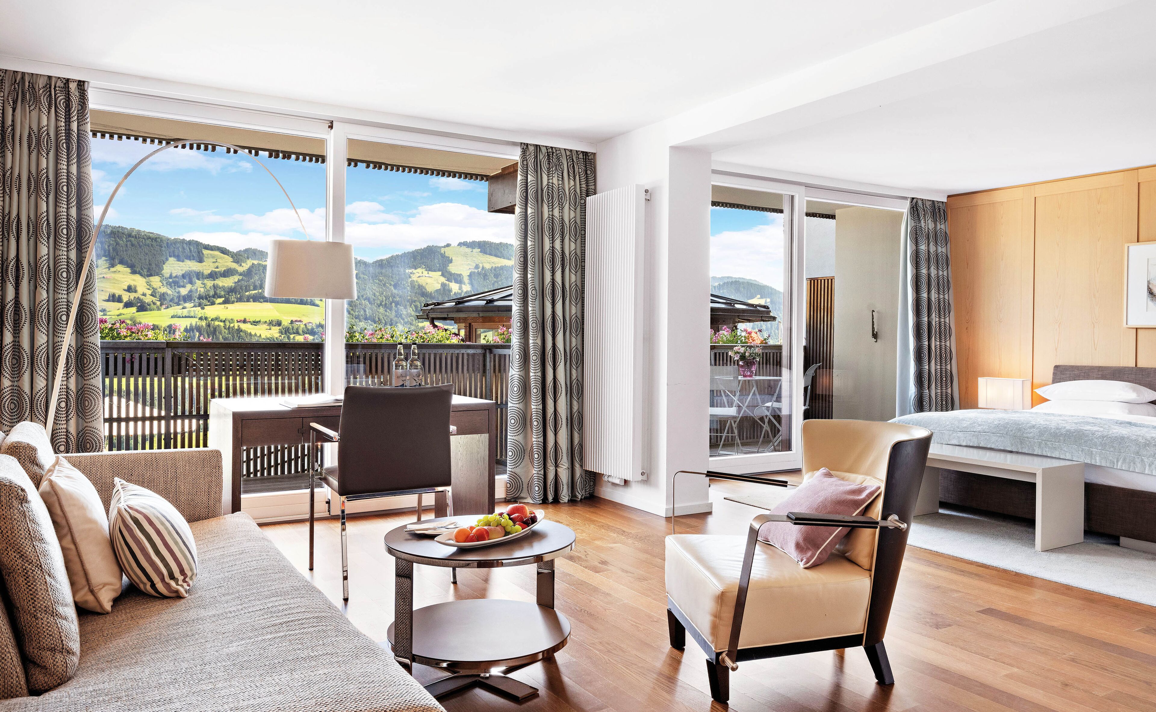 junior suite, balcony, mountain view | minibar, in-room safe, desk, free wifi