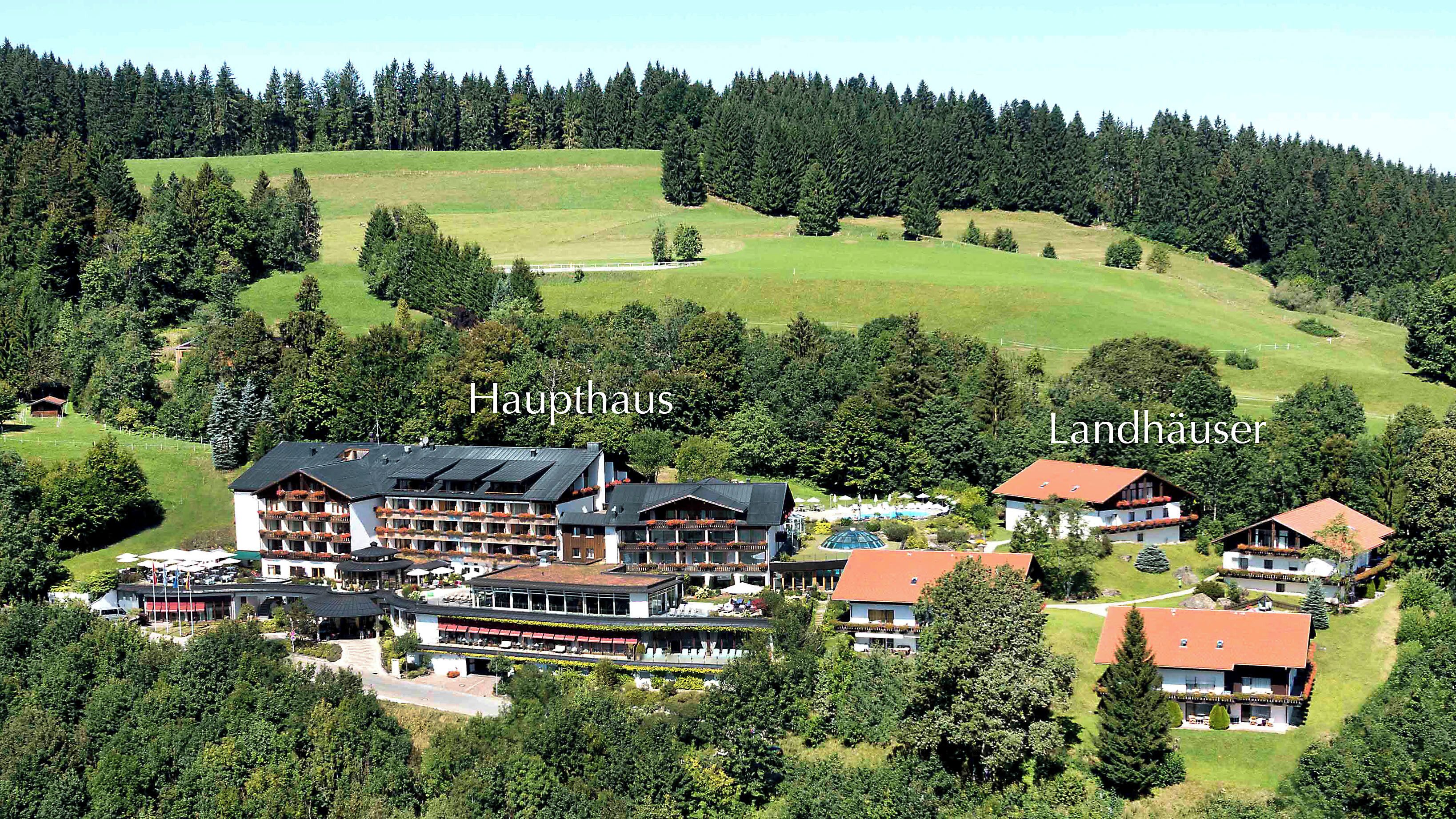 Minibar, Zimmersafe, Schreibtisch, kostenloses WLAN