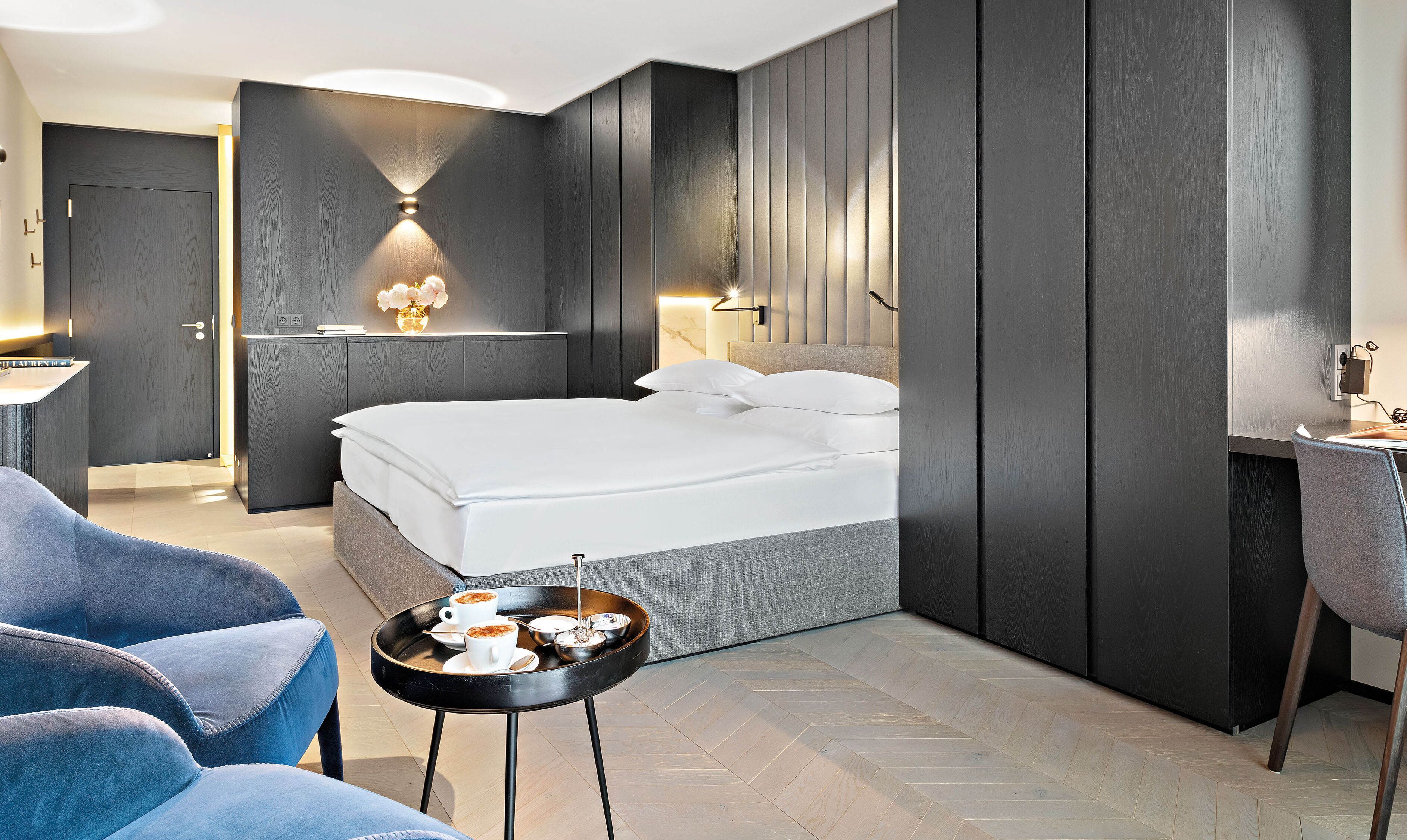 Superior-Doppelzimmer, Balkon, Bergblick | Minibar, Zimmersafe, Schreibtisch, kostenloses WLAN