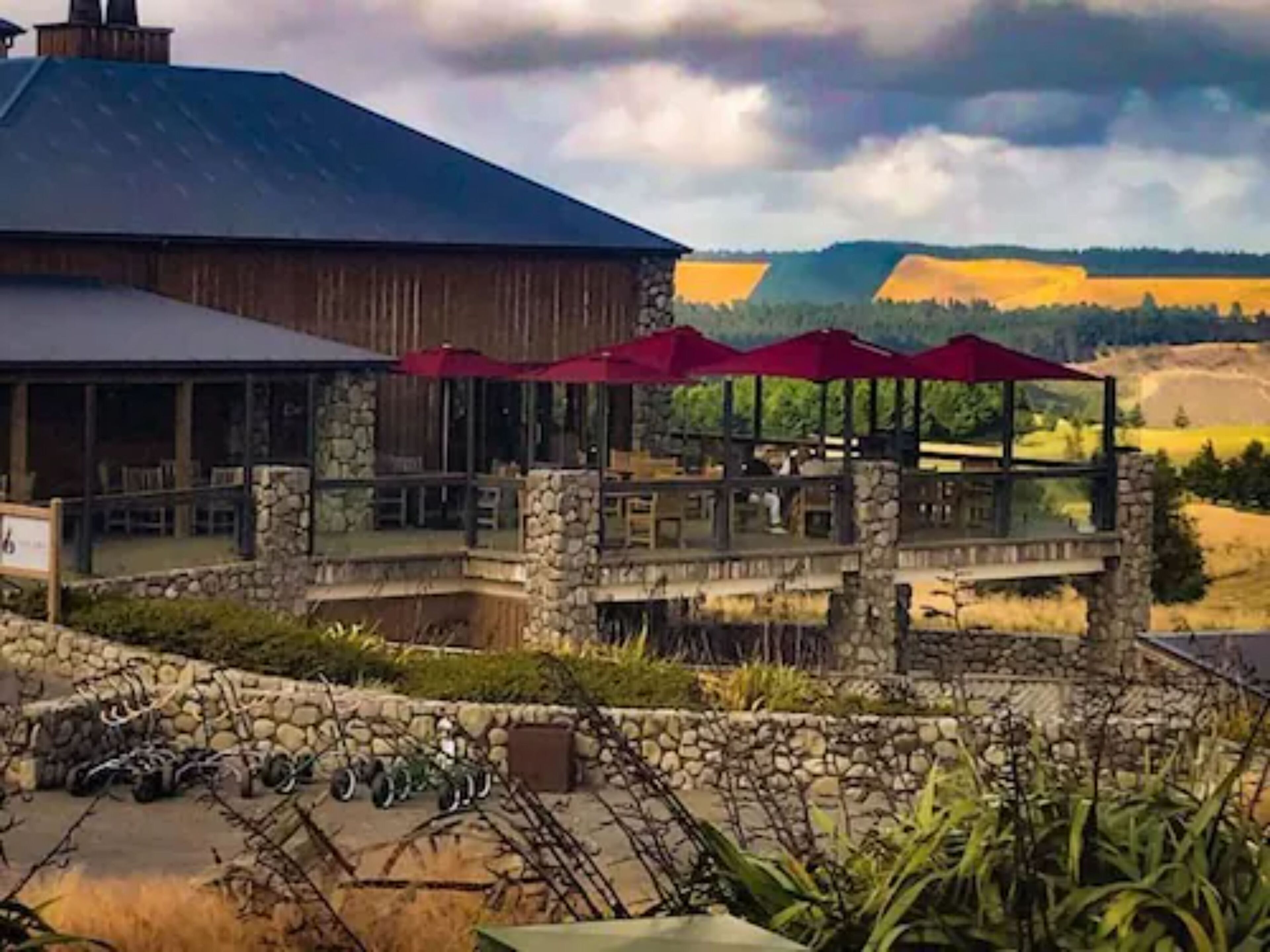 breakfast, lunch served; farm to table cuisine, golf course views