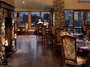 Breakfast, lunch served; farm to table cuisine, golf course views 