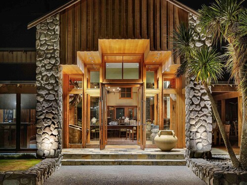 Fable Terrace Downs Resort by Mgallery