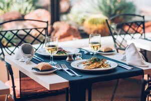 Breakfast and dinner served, international cuisine