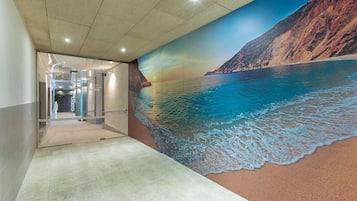 Couples treatment room(s), sauna, steam room, body treatments