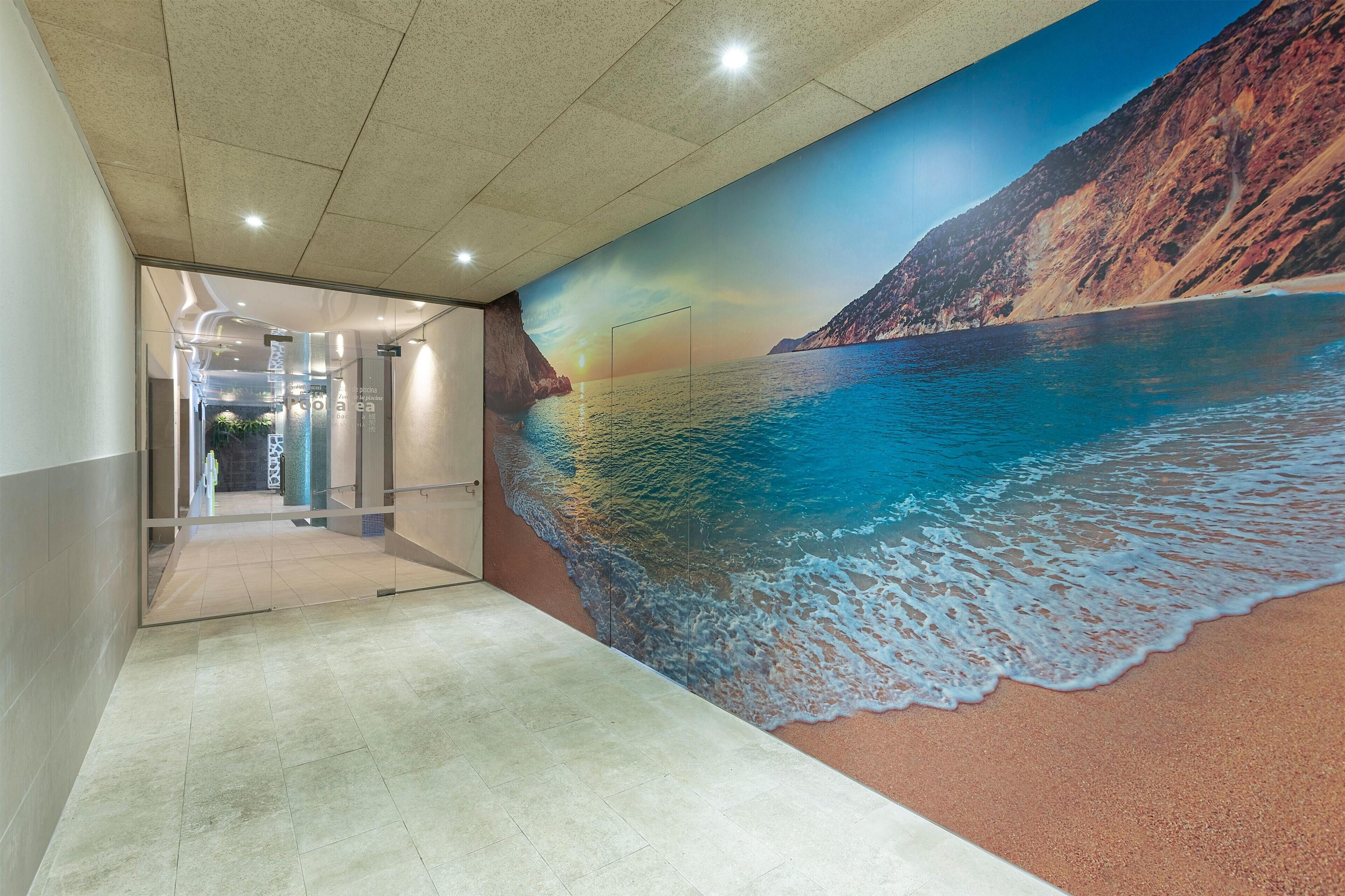 Couples treatment room(s), sauna, steam room, body treatments