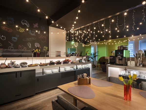 Daily buffet breakfast (EUR 15 per person)