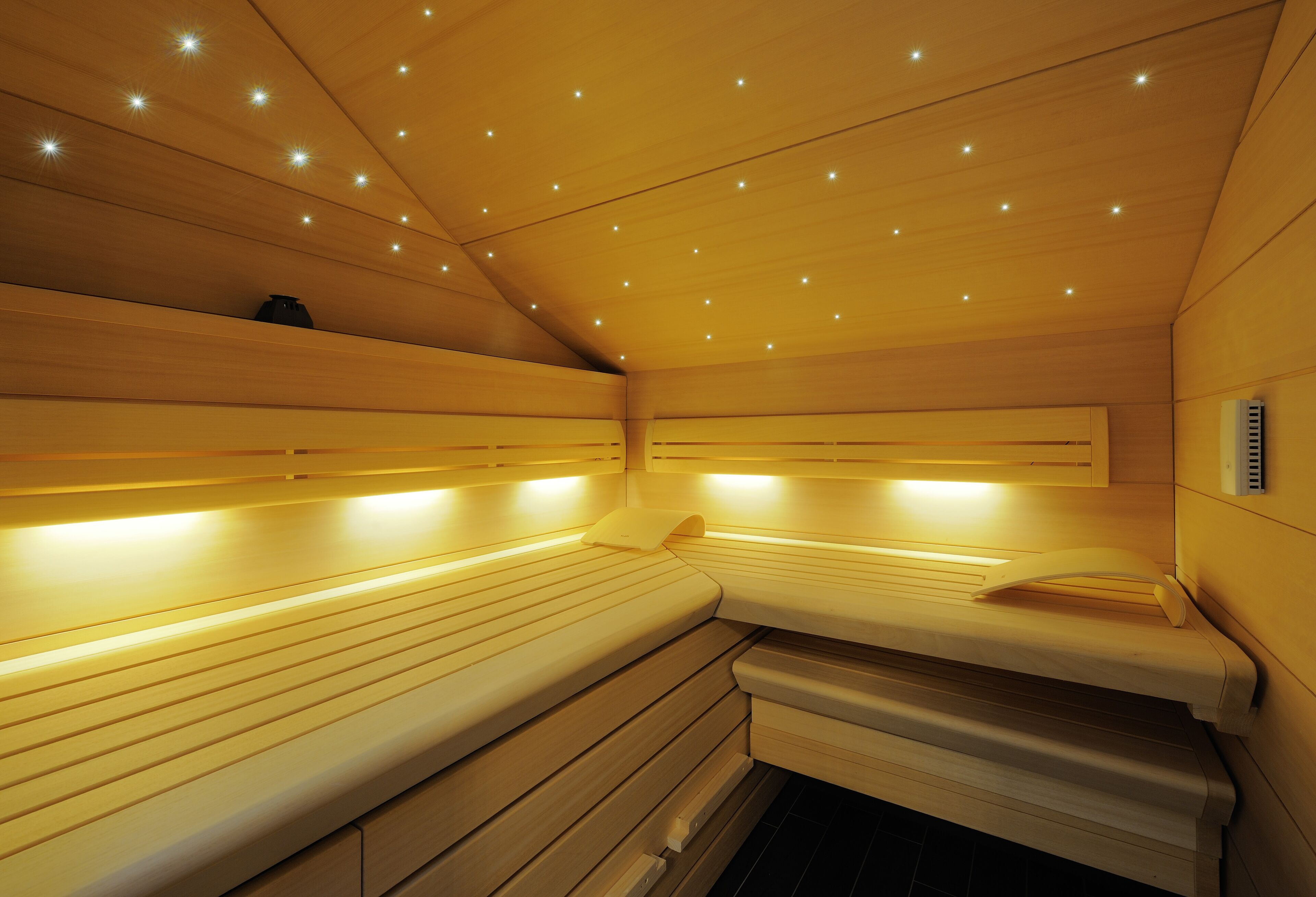 sauna, hot tub, massages