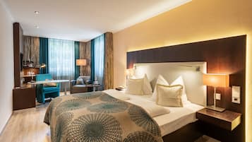 1 bedroom, hypo-allergenic bedding, minibar, in-room safe