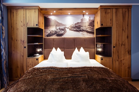 Ropa de cama hipoalergénica y minibar . Hotel Residenz Passau
