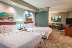 Premium bedding, desk, laptop workspace, iron/ironing board - Springhill Suites by Marriott Richmond Northwest (Richmond)