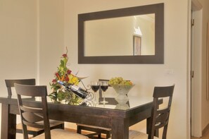 Dineren in de kamer