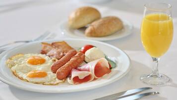 Free daily continental breakfast
