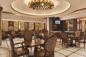 Desayuno buffet todos los días (con cargo)