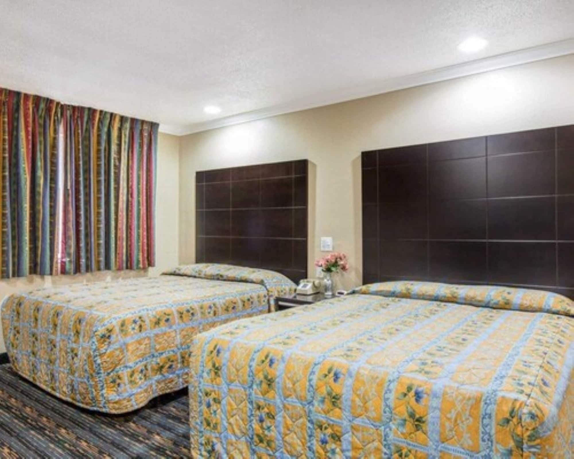 Foto - Studio 6 Suites San Bernardino, CA