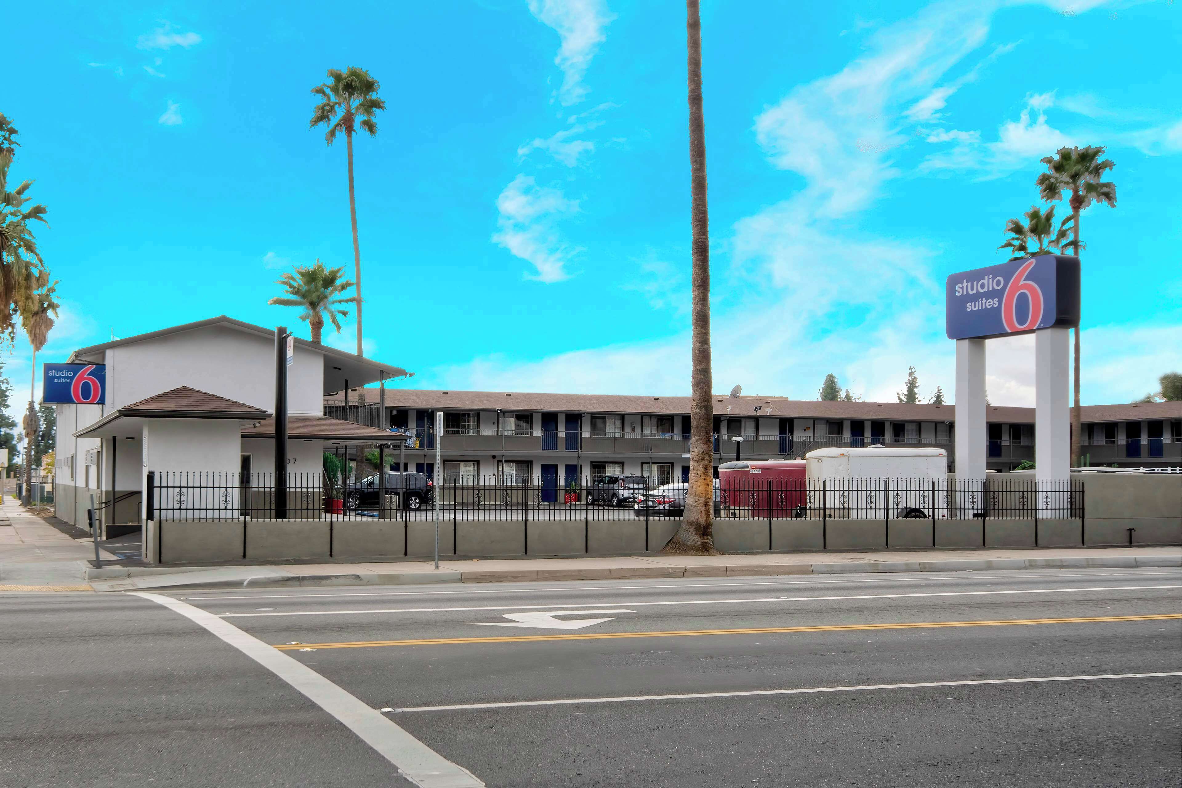 Foto - Studio 6 Suites San Bernardino, CA