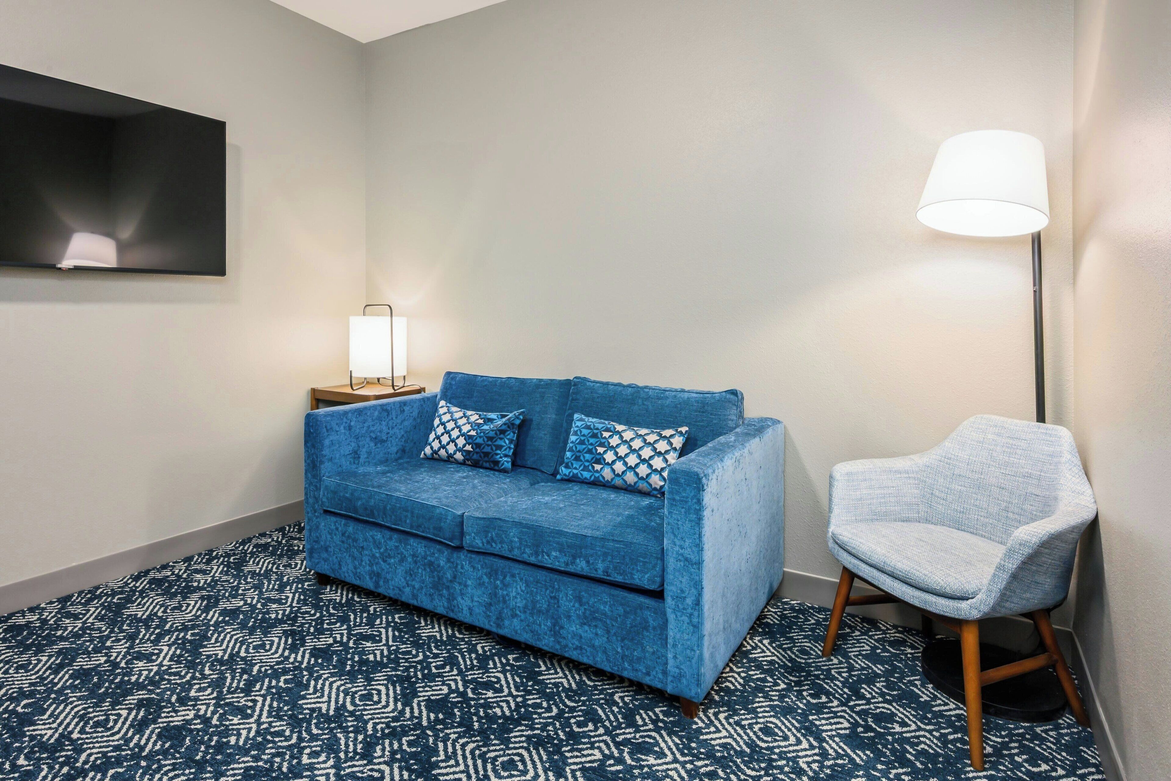 standard room, 1 king bed with sofa bed | 1 bedroom, premium bedding, desk, laptop workspace