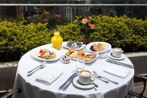 Servicio de comidas en la habitación