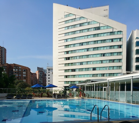 Exterior. Hotel San Fernando Plaza