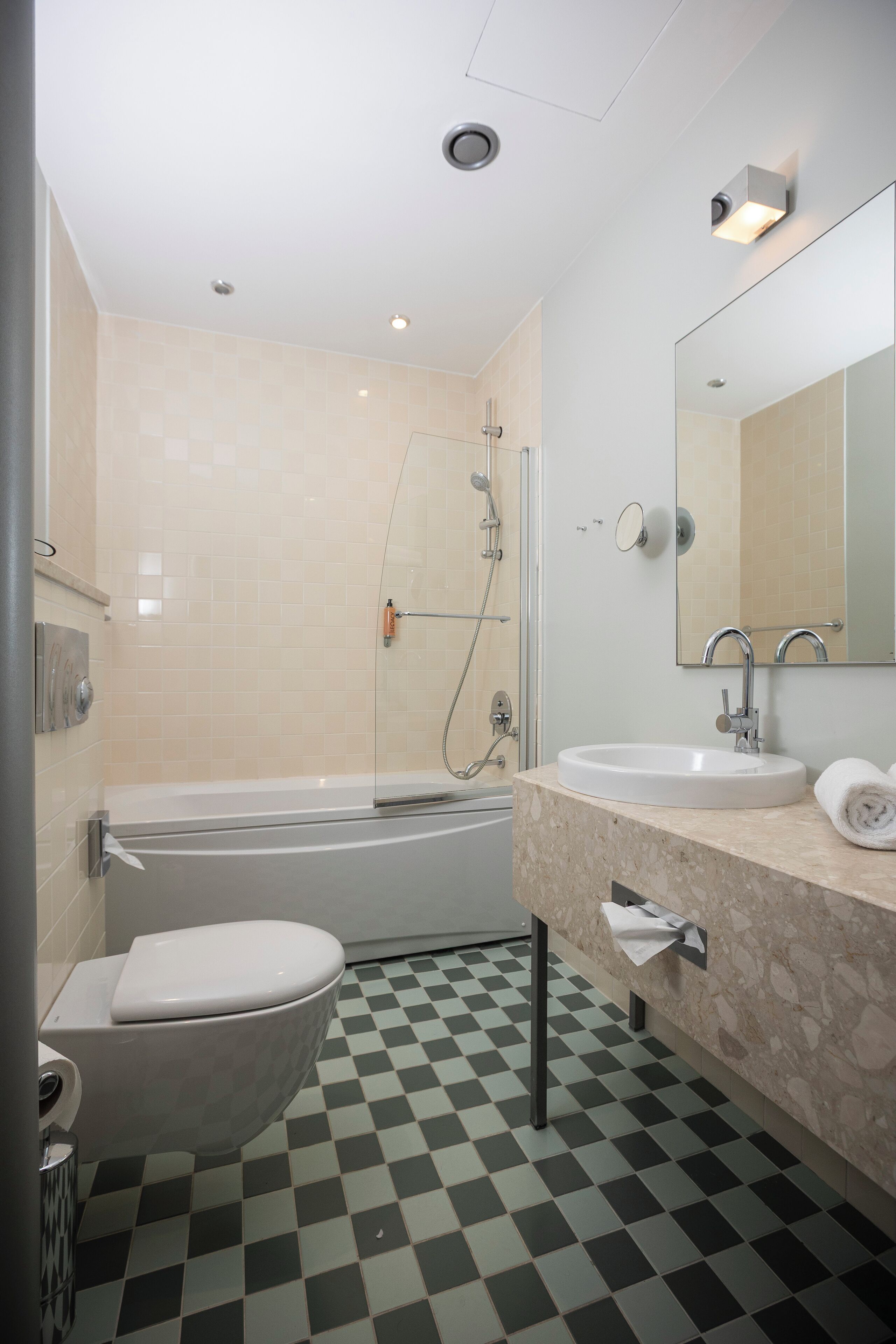 superior deluxe room | bathroom | free toiletries, hair dryer, heated floors, towels