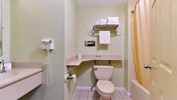 Combined shower/tub, free toiletries, towels, soap