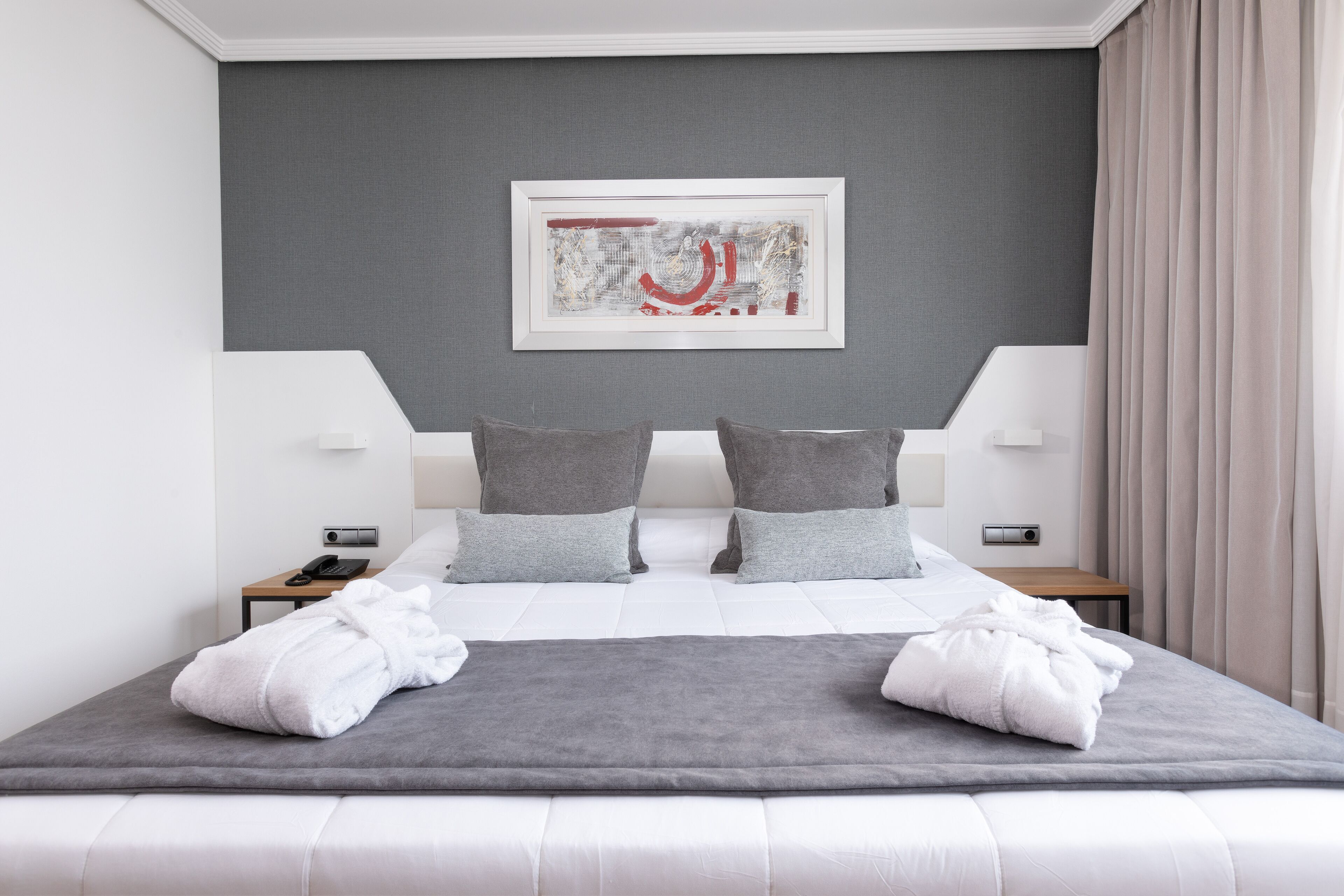 executive | 1 bedroom, in-room safe, desk, blackout curtains