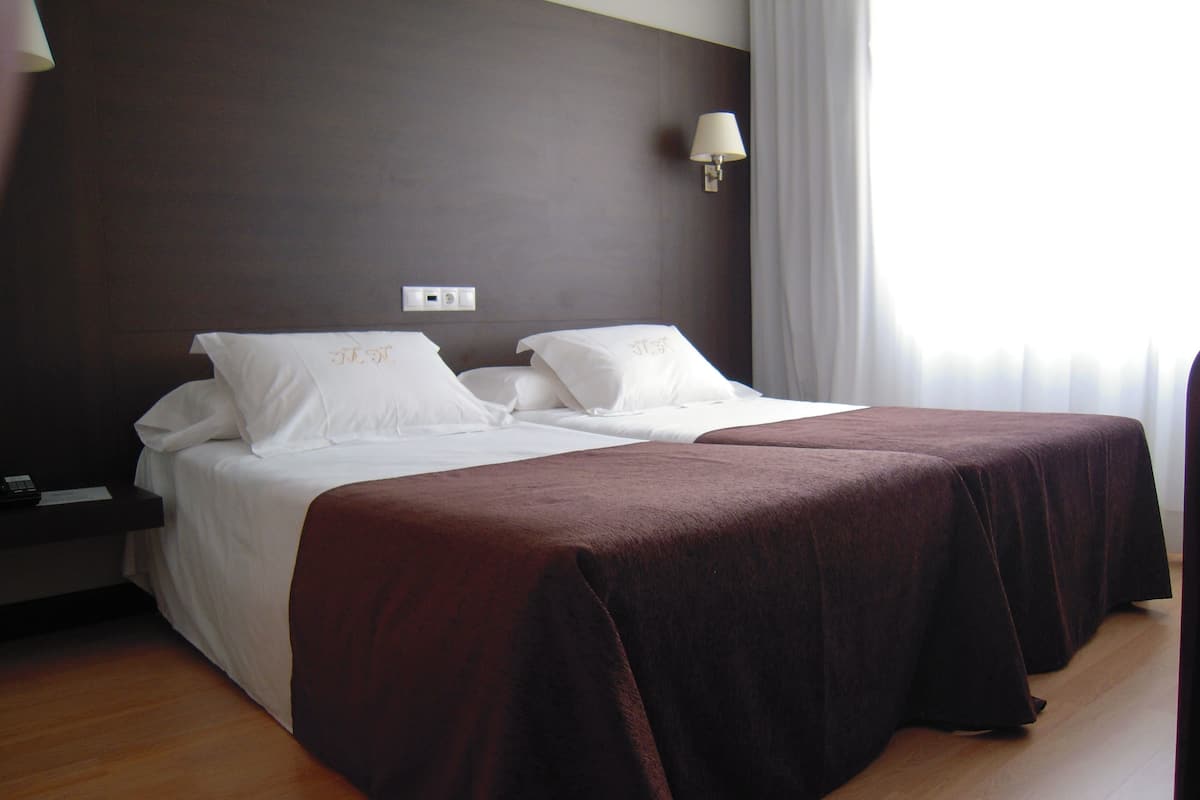 1 bedroom, memory foam beds, minibar, in-room safe