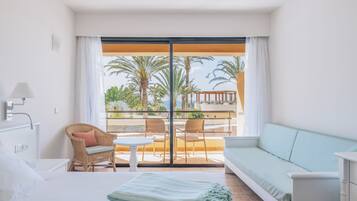 Luxe beddengoed, een kluis op de kamer, individueel gedecoreerd