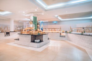 Breakfast buffet - Iberostar Waves Club Cala Barca (Santanyi)