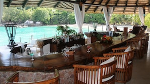 Beach views - Sunset Beach Hotel (Mahé Island)