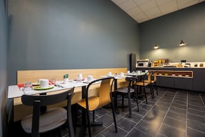 Daily buffet breakfast (EUR 12 per person)