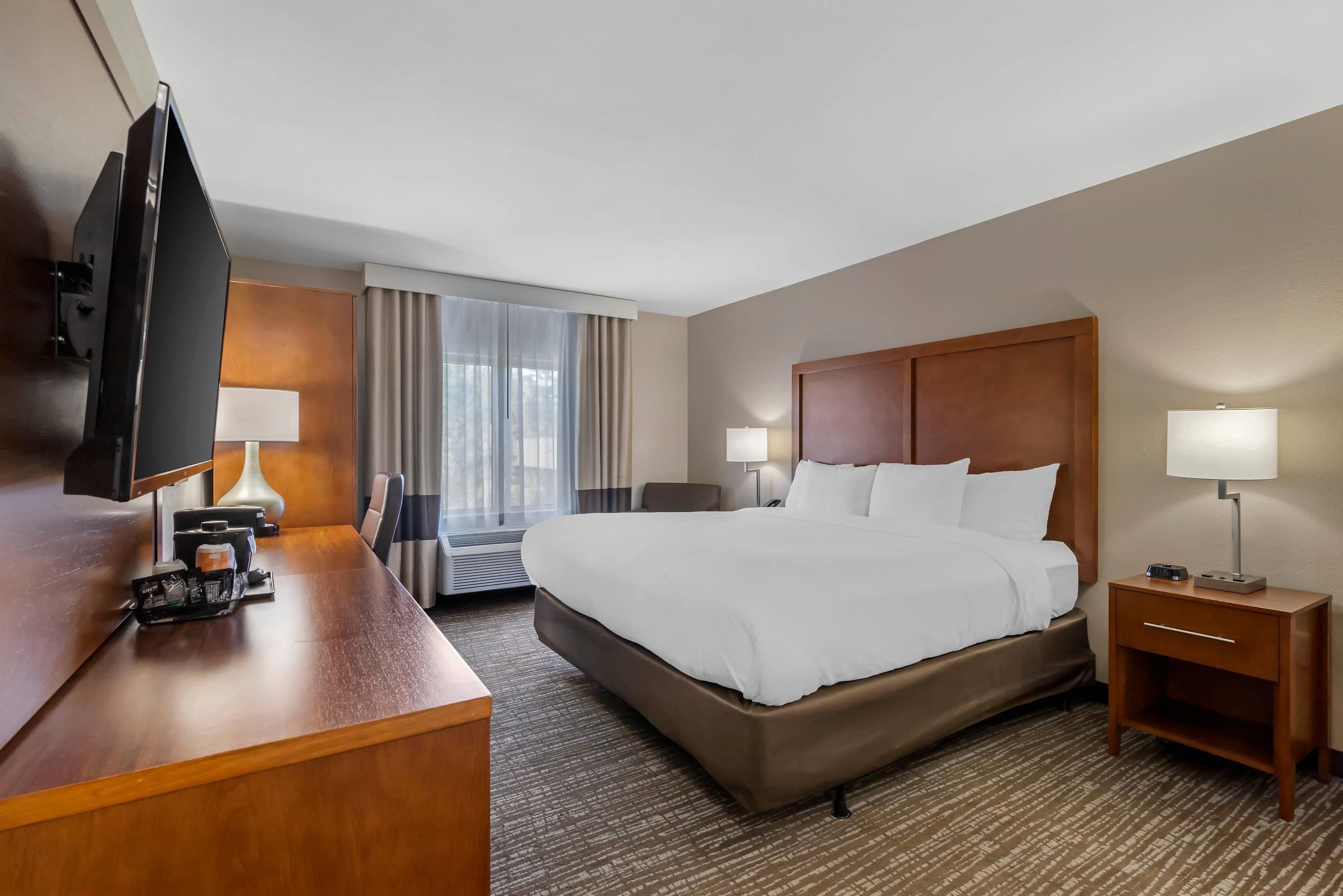 In-room safe, desk, laptop workspace, blackout curtains