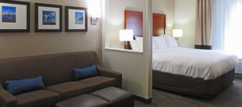Comfort Inn & Suites