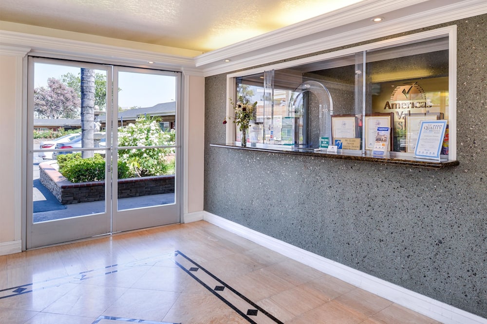 Americas Best Value Inn & Suites San Bernardino