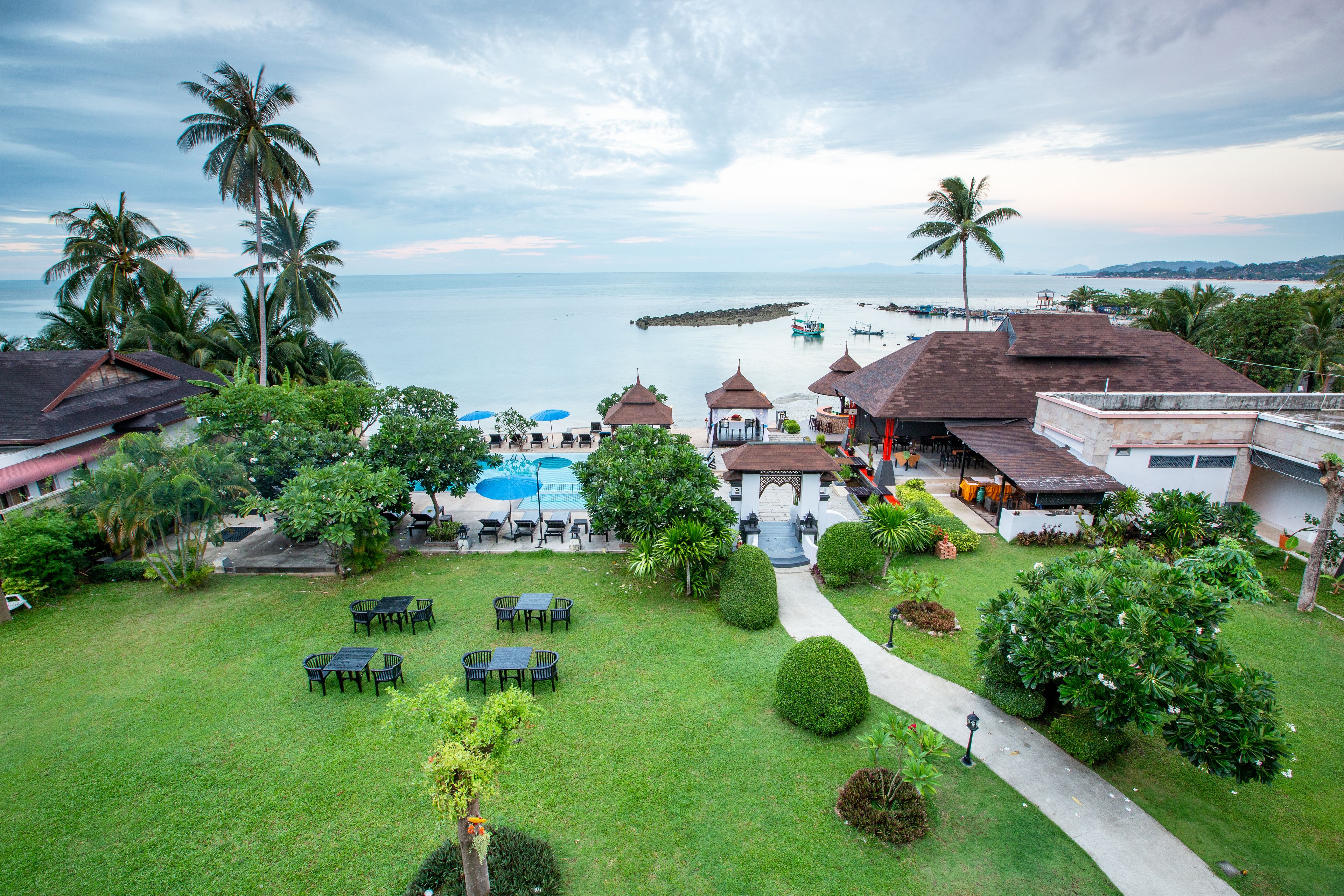 Deluxe Double or Twin Room, 1 Double Bed, Non Smoking, Sea View | Balcony view