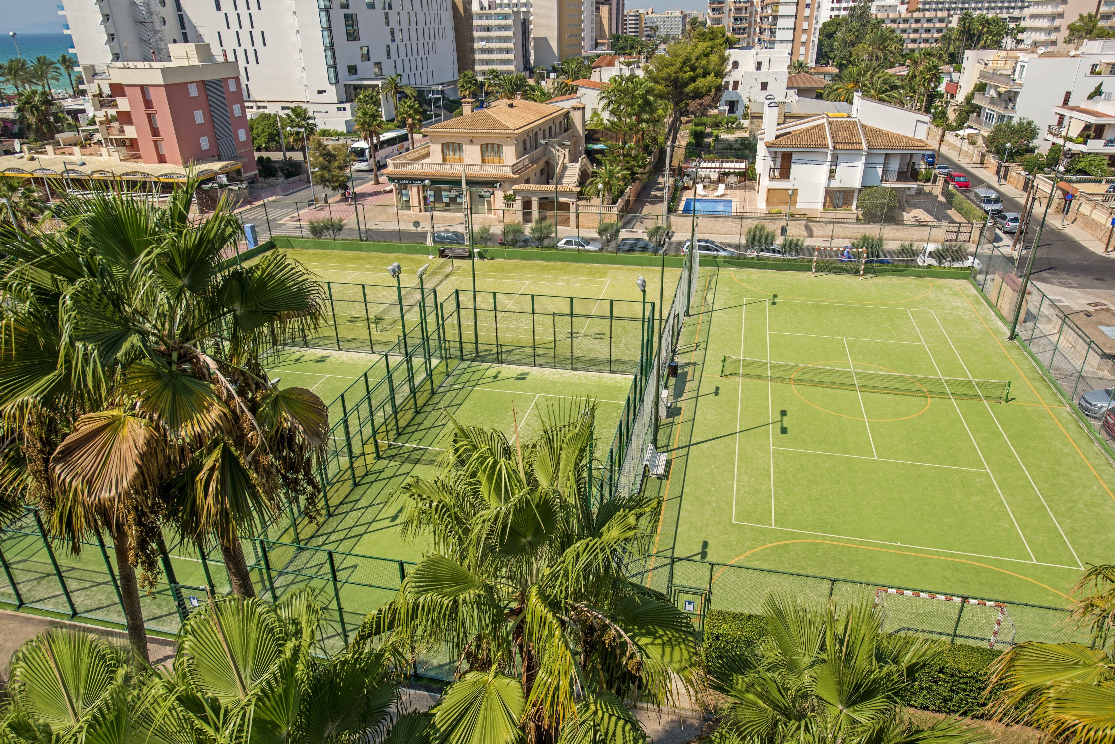 tennis court