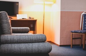 Vierbettzimmer | Allergikerbettwaren, Verdunkelungsvorhänge, Bügeleisen/Bügelbrett