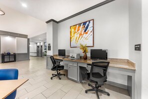 Business center - Comfort Inn & Suites Schulenburg (Schulenburg)