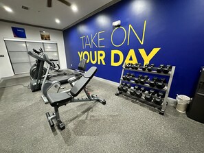 Gym - Comfort Inn & Suites Schulenburg (Schulenburg)